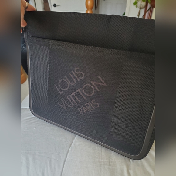 Louis Vuitton Black/brown Damier Geant Men's Women's Messenger Bag - Picture 1 of 6